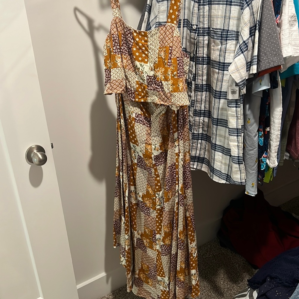 Two piece petal and pup set - NWT